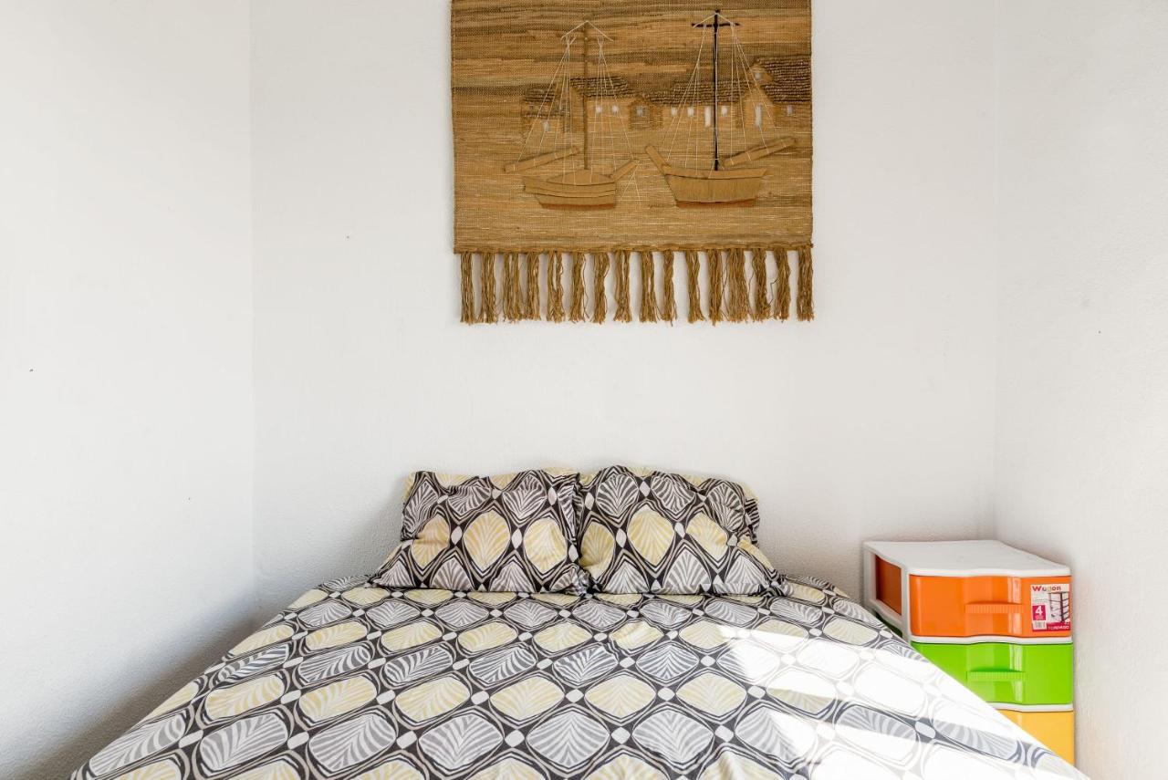 Apartamentos Calesas Кадис Екстериор снимка