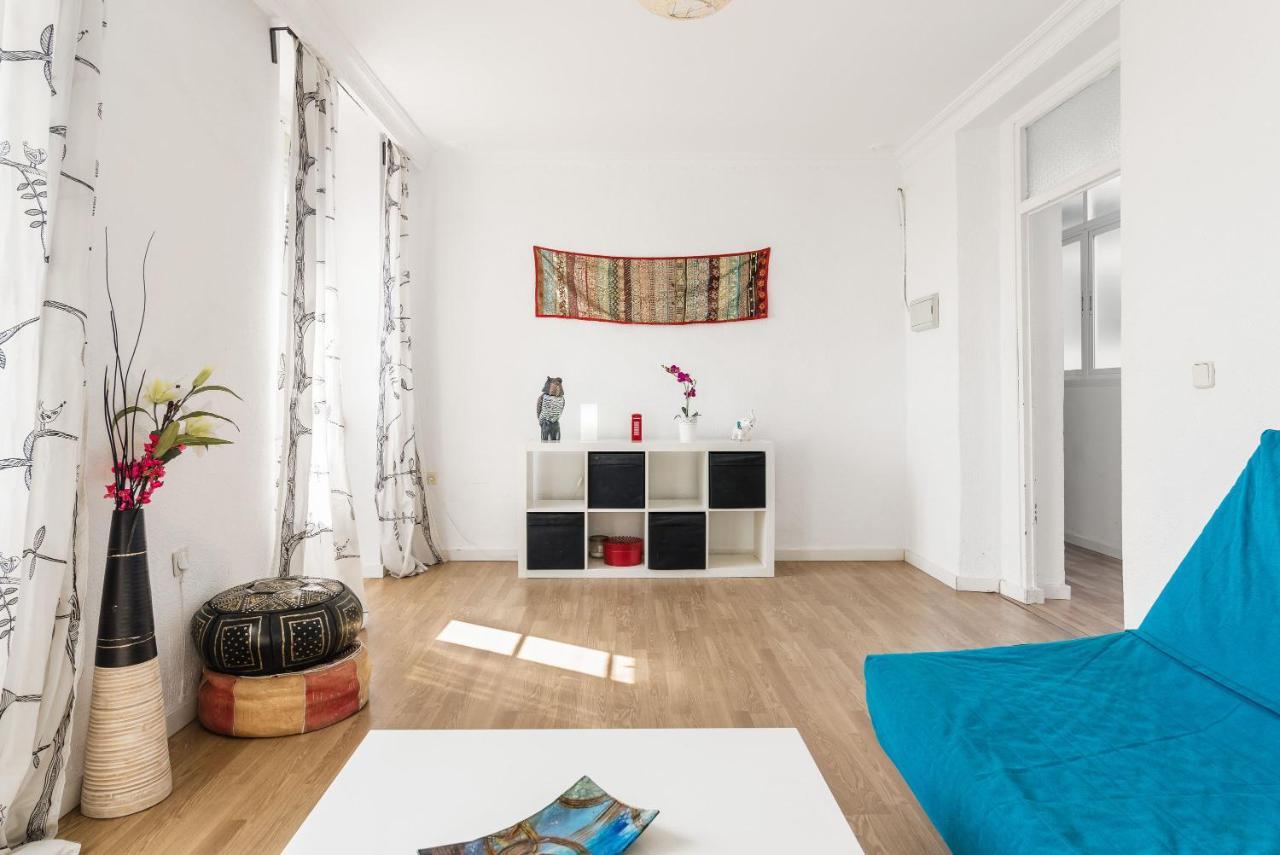 Apartamentos Calesas Кадис Екстериор снимка